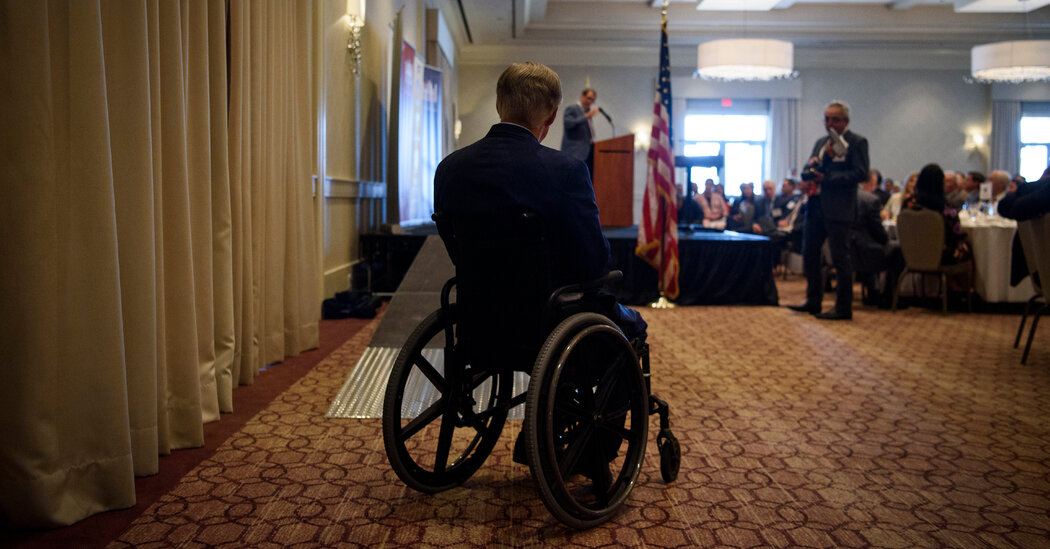 For Texas Governor, Hard Right Turn Followed a Careful Rise