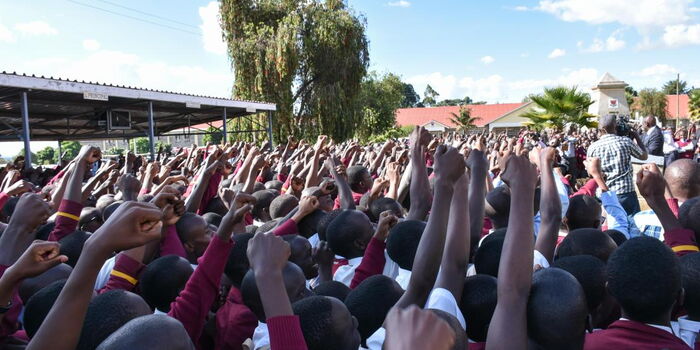 Parents Issue Demands to Ministry as Schools Reopen