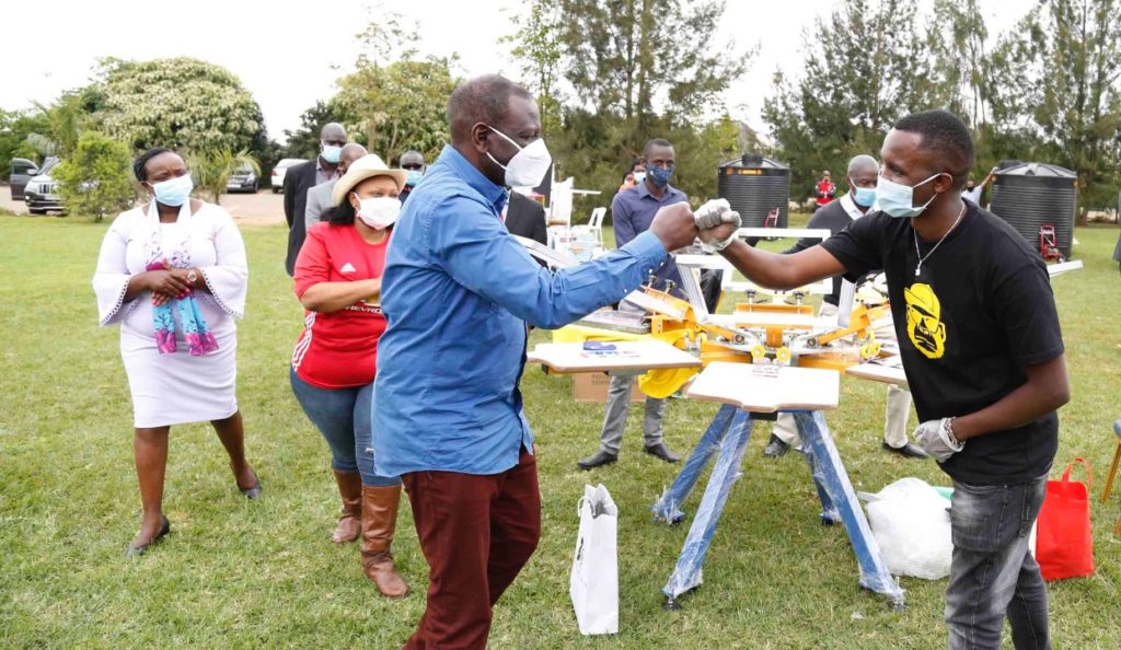 Ruto warns against tribalism, roots for unity as he empowers youth in business » Capital News