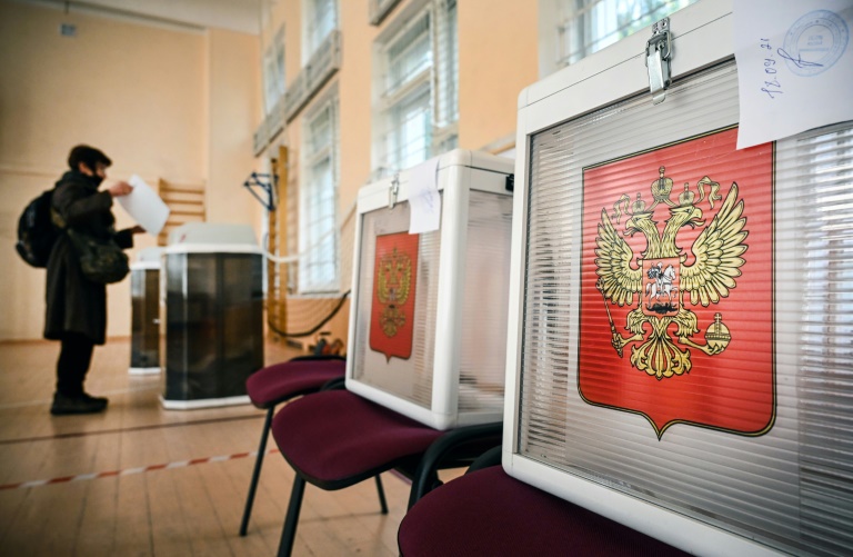Putin's party set to retain parliament majority after polls » Capital News