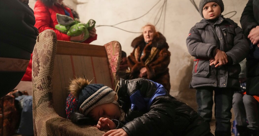 Opinion | Stories From the Siege of Mariupol, Ukraine