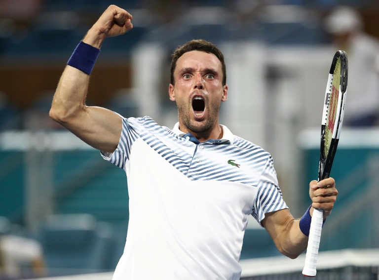 Bautista stuns Djokovic, Barty topples Kvitova in Miami