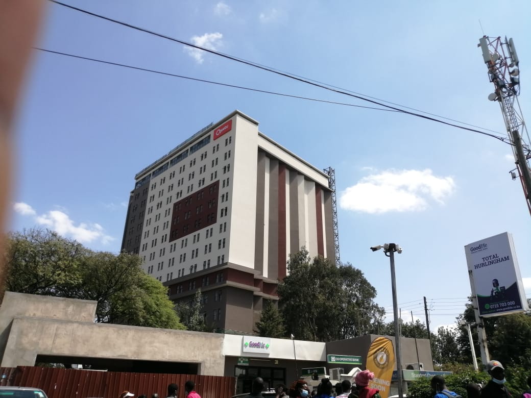 8 dead after crane crashes at construction site in Hurlingam » Capital News
