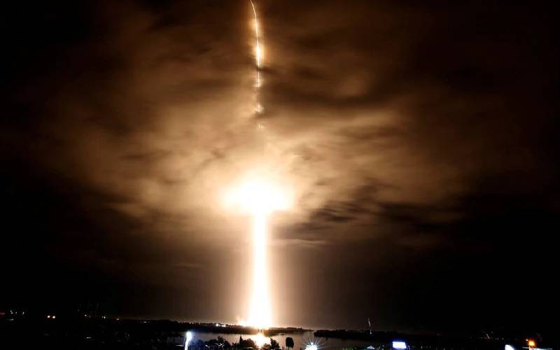 Solar storm knocks out 40 newly launched SpaceX satellites