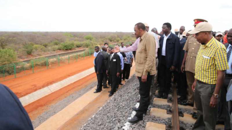 SGR: Uhuru, Ruto danced under the billions-puffing Chinese dragon until …