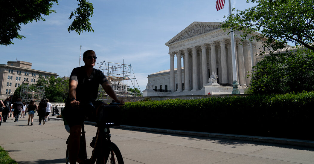 ‘Hot Pursuit’ Doesn’t Always Justify Entry, Supreme Court Rules