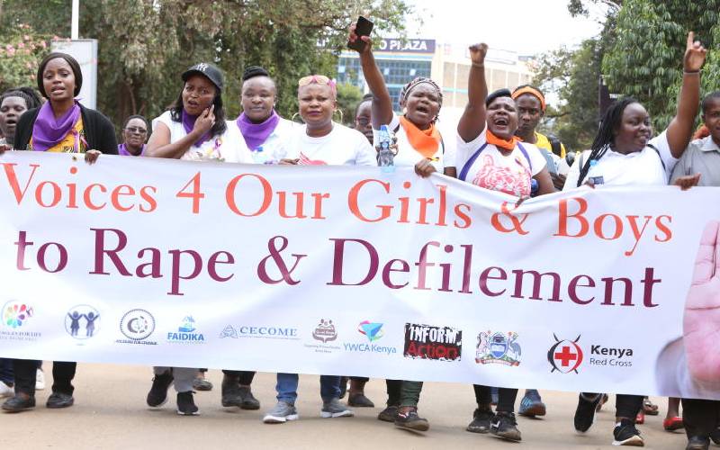 Kisumu cop accused of defiling girl aged 15, impregnating her: The Standard