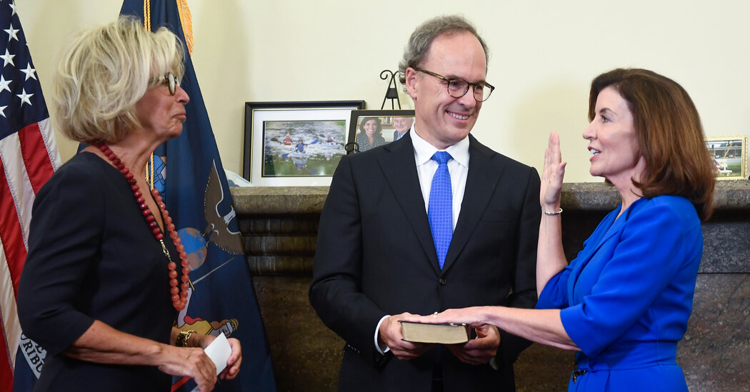 Kathy Hochul Is Sworn In as New York’s First Female Governor