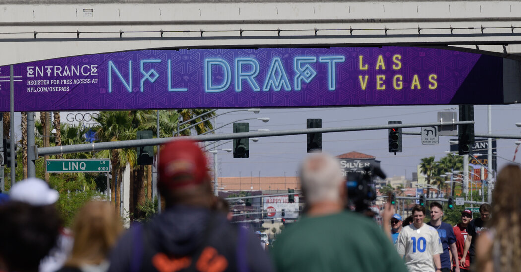 NFL Draft Order and Picks: First Round Results and Tracker