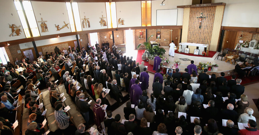 New Zealand Inquiry Finds Hundreds of Reports of Abuse by Priests