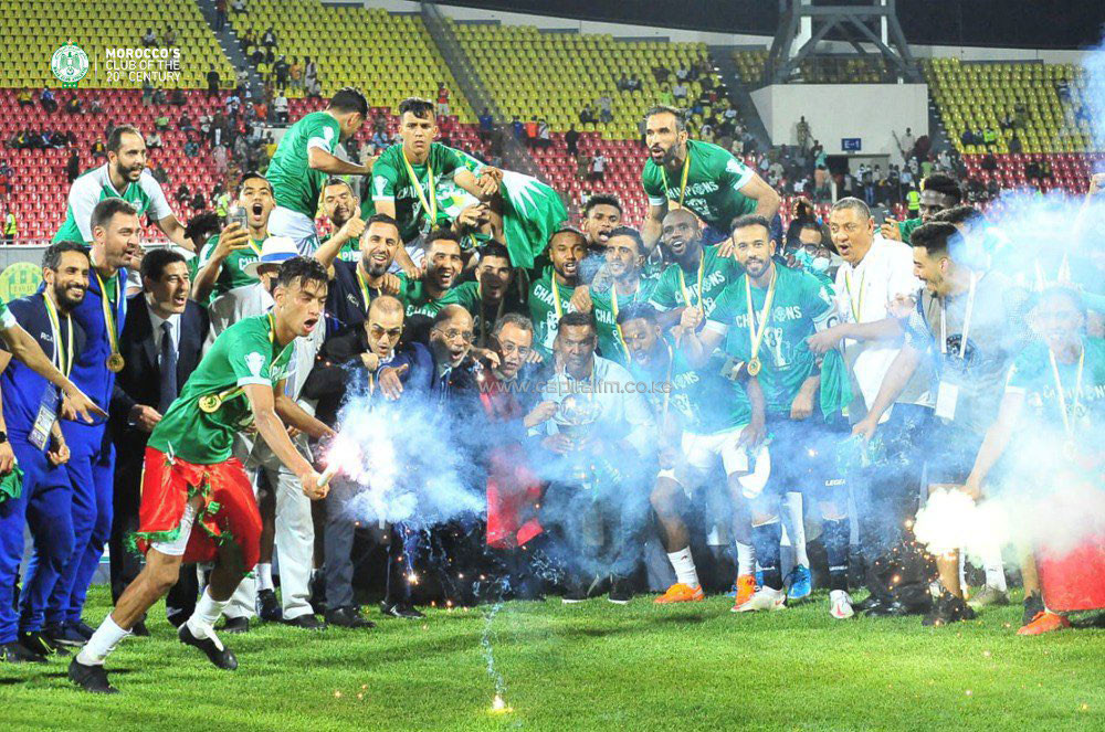Raja survive battering with 10 men to win CAF Confederation Cup