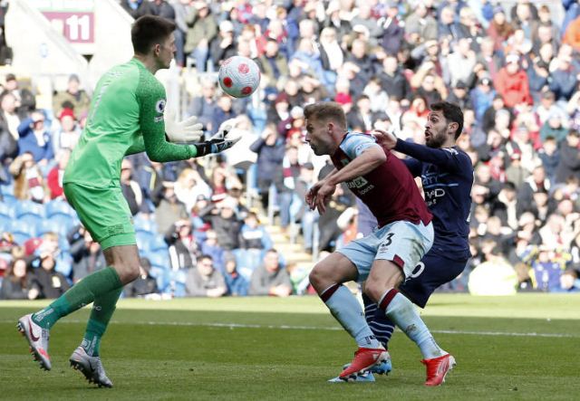 Man City reclaim top spot with win at Burnley : The standard Sports
