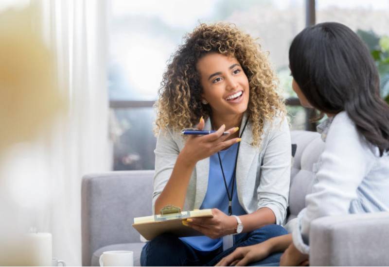 Do you really need a financial coach? Eve woman