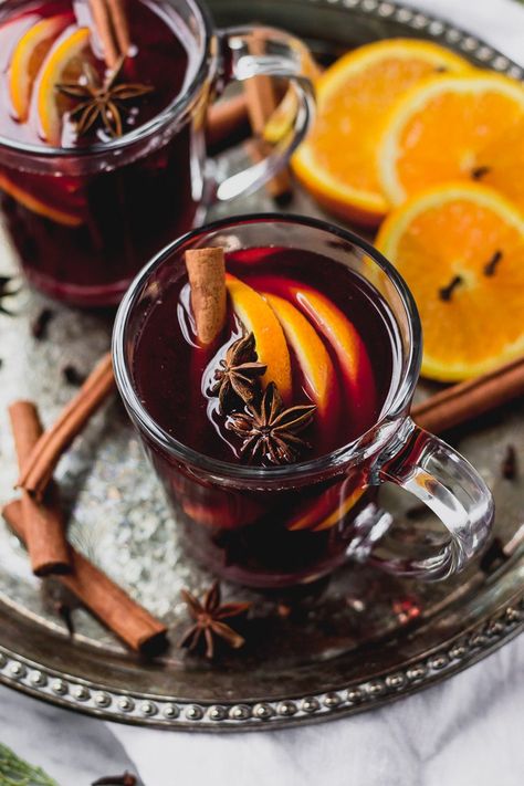 The Perfect Traditional Mulled Wine Using Only 7 Ingredients