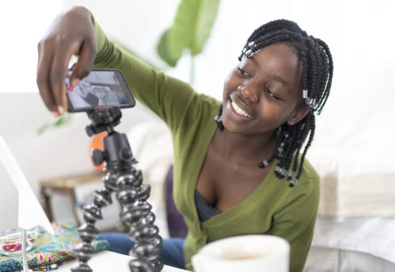 Do you really need a side hustle? Eve woman