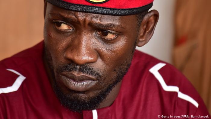 Police surrounds Wine, Besigye homes ahead of Museveni oath