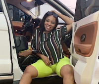 This photo of a beautiful lady is going viral on social media for obvious reasons-Something is wrong down there. Eh! Eh! (LOOK)