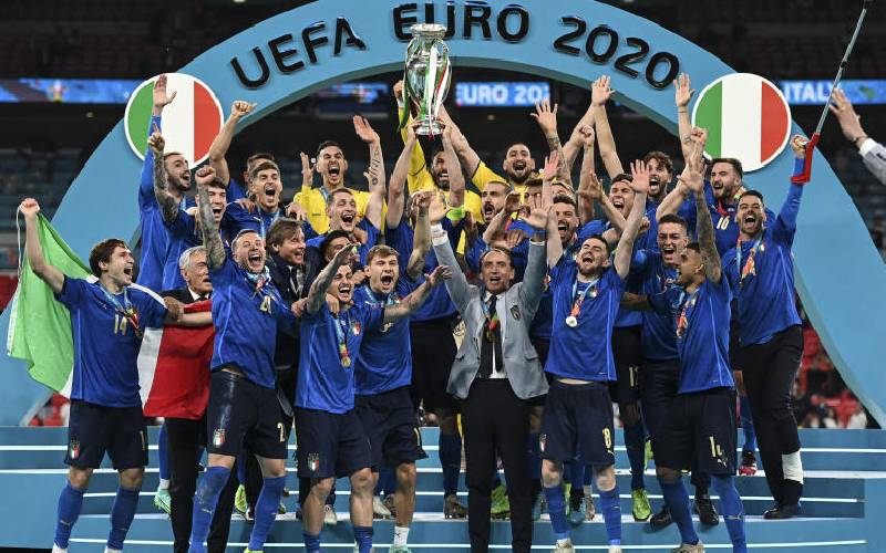 Blue was the colour in football as fans returned in 2021 : The standard Sports