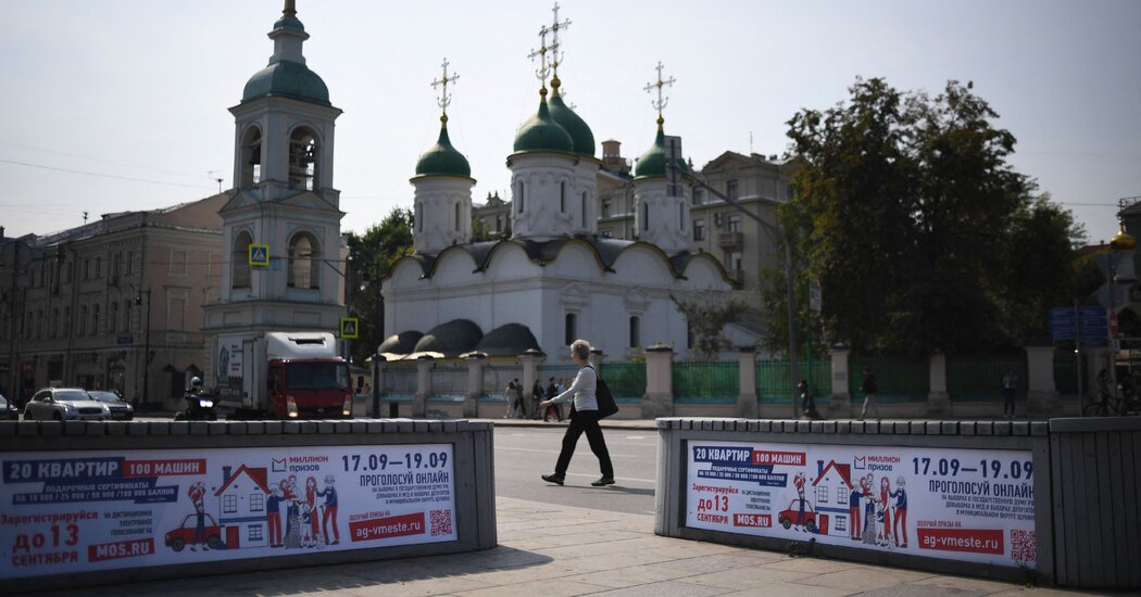 How Russian Officials 'Manage' Elections With Deceitful Tactics