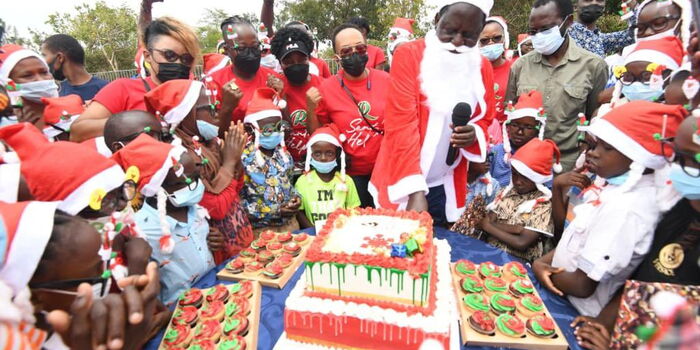 'Baba Christmas' Hosts Orphans for Party at His Kisumu Home [PHOTOS]
