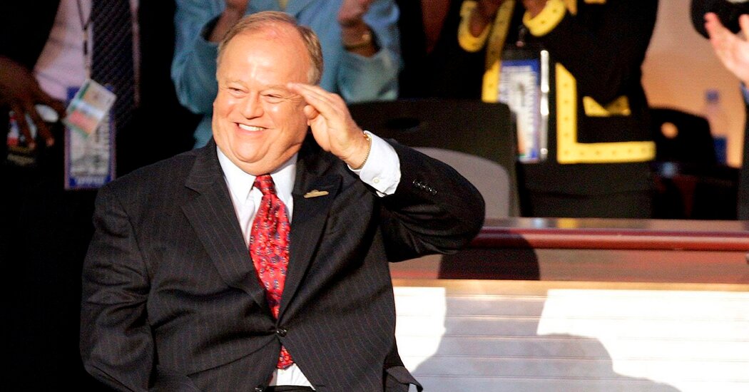 Max Cleland, Vietnam Veteran and Former Senator, Dies at 79