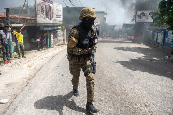 The police used extreme caution in moving suspects on Thursday in the assassination of Haiti’s president, Jovenel Moïse, in the capital, Port-au-Prince.