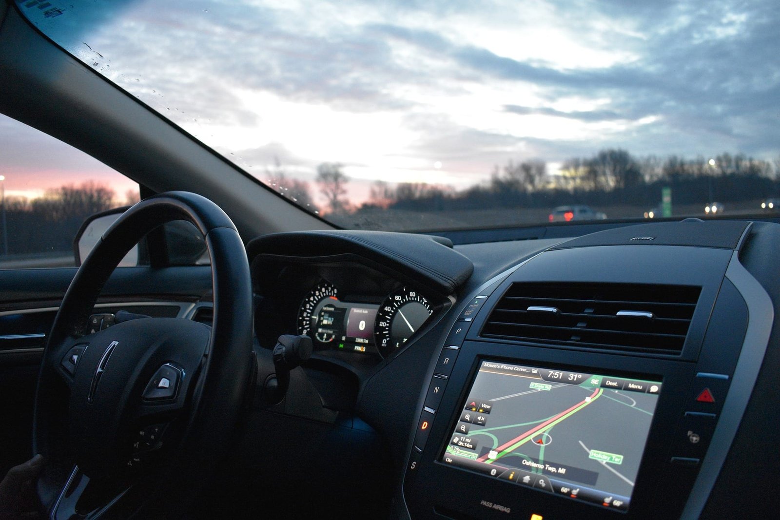 The Best Smartphones to use for a great Android Auto Experience