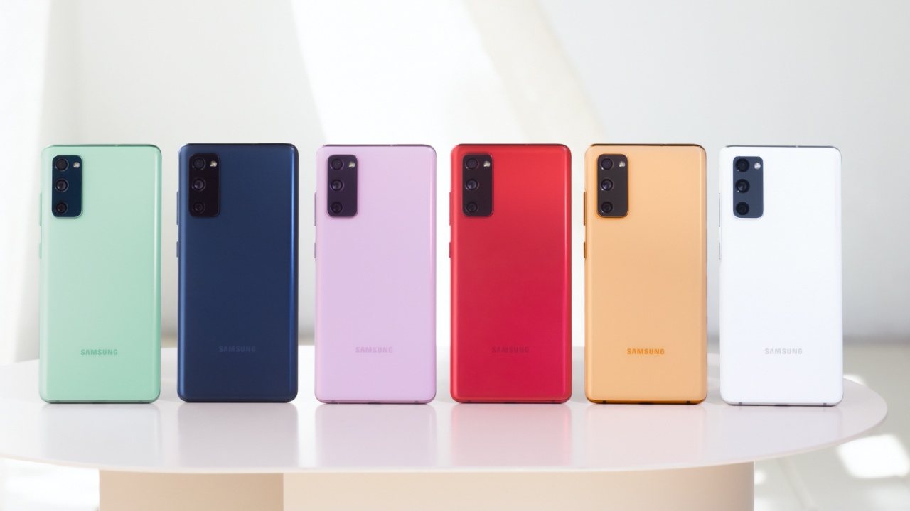 The Galaxy S21 FE (5G) User Manual Leaks