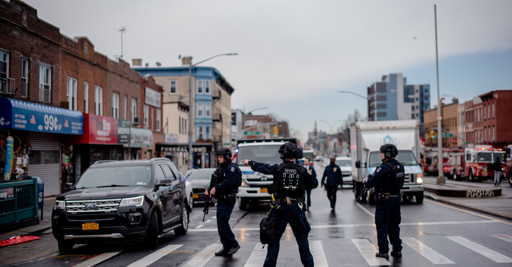 Live Updates: Brooklyn Subway Gunman Is Still at Large