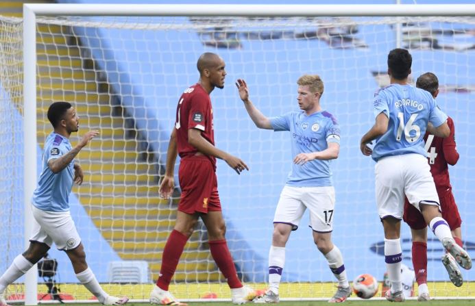 Man City honour Liverpool - then hammer them 4-0 : The standard Sports