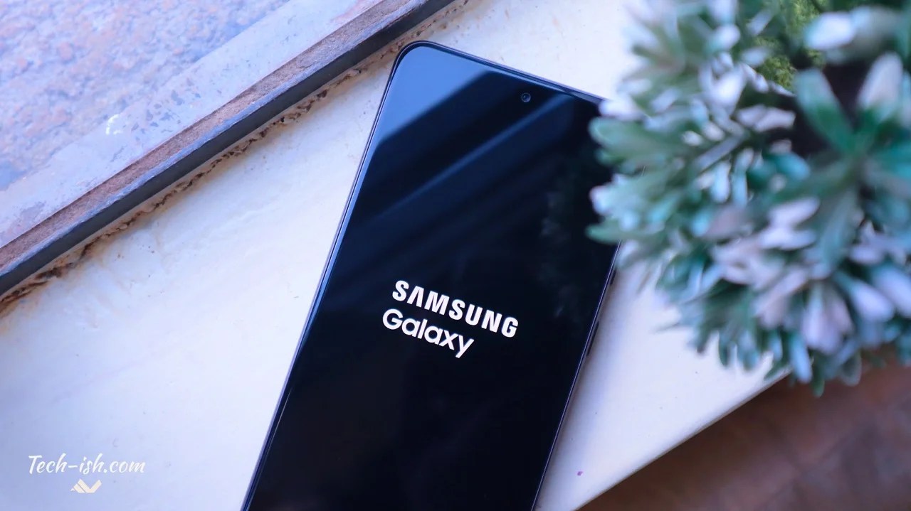 Samsung may not ship chargers even with their cheaper smartphones