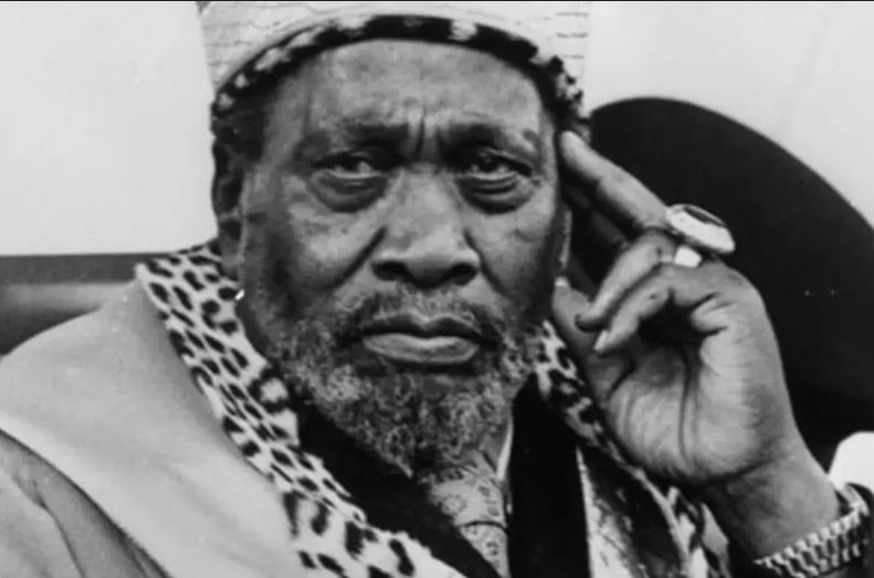 Uhuru family holds private commemoration for late Mzee Jomo Kenyatta