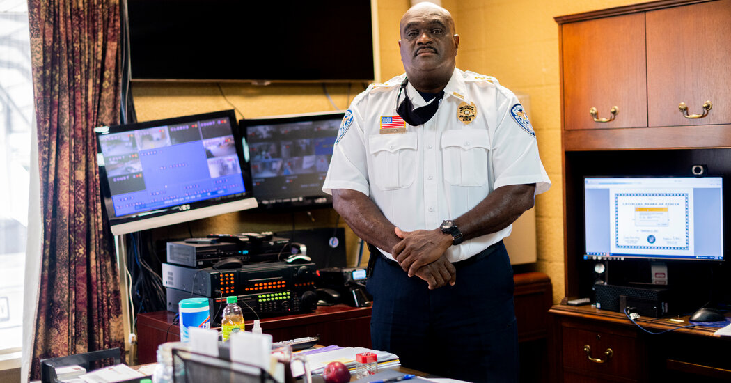 Covid Has Killed Hundreds of Police Officers. Many Still Resist Vaccines.