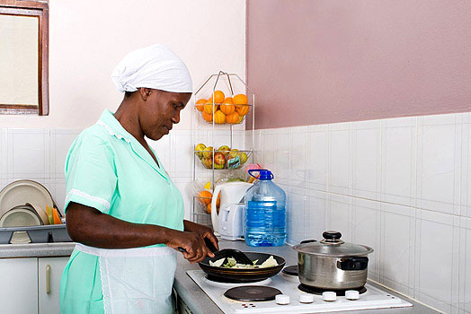 Stop forcing house helps to wear uniforms in public! – Nairobi News