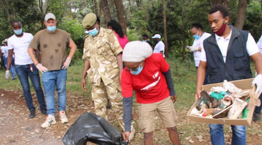 Tour operators work together to protect parks from plastic bags: The Standard