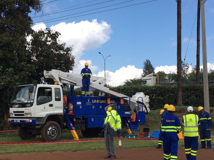 Kenyans Anticipate 30% Power Price Cut, But Will Uhuru Deliver This Time?