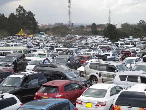 Govt Sets Tough Rules For Old Car Owners in Proposed Law