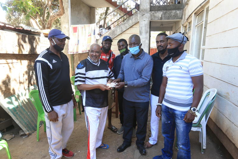 Kenyan coaches condole with bereaved Shedu