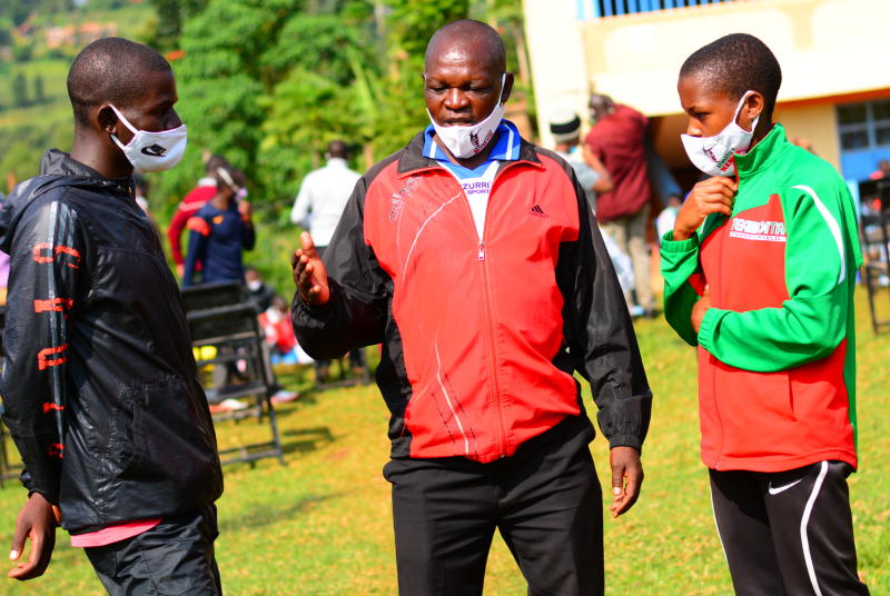 Why early marriage will be a big burden for you to carry
