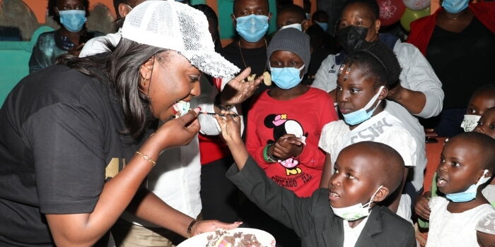 Kananu Celebrates 1st Birthday Since Taking Office [PHOTOS]
