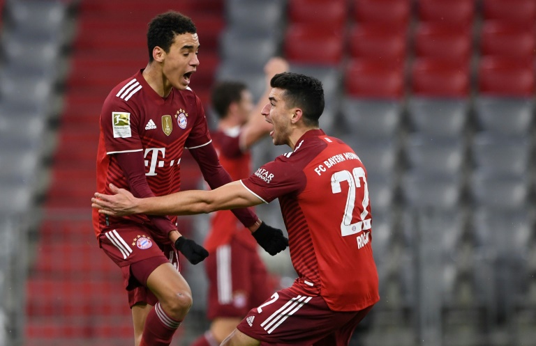 Bayern down Mainz to go six points clear in the Bundesliga
