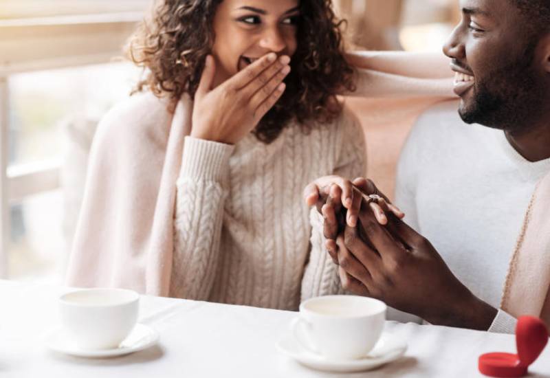 My fiancé is reluctant to address serious topics Eve woman
