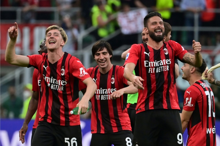 Milan on brink of historic title as thrilling season heads down to the wire