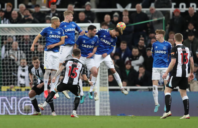 Newcastle out of bottom three with vital win over Everton : The standard Sports