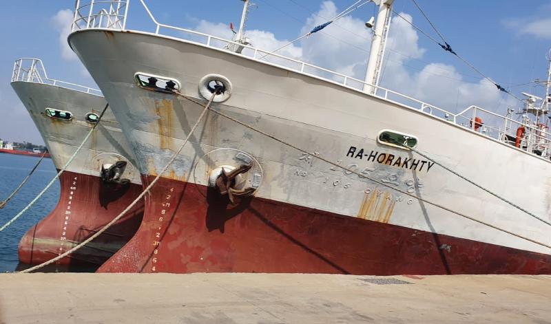 Abandoned sailors to go home after one year