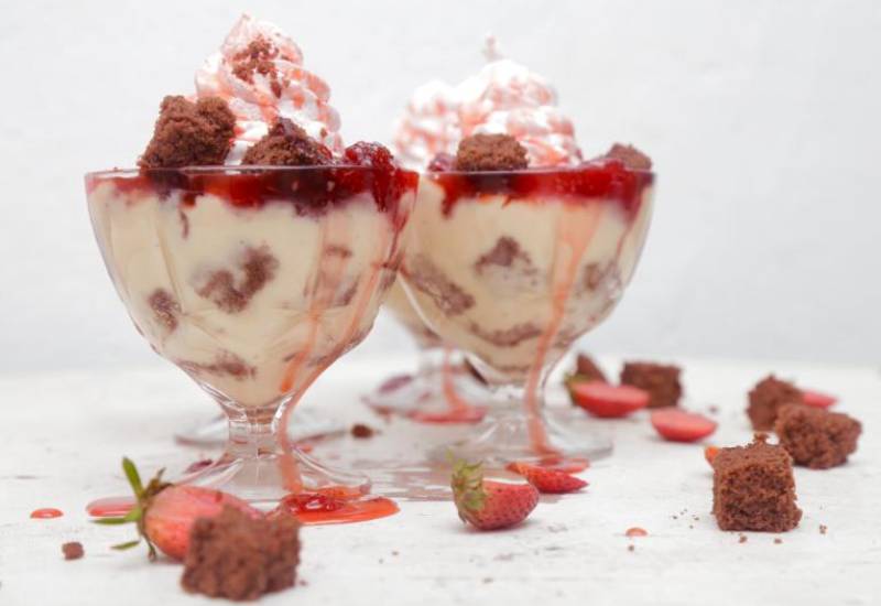 The perfect strawberry trifle Eve woman