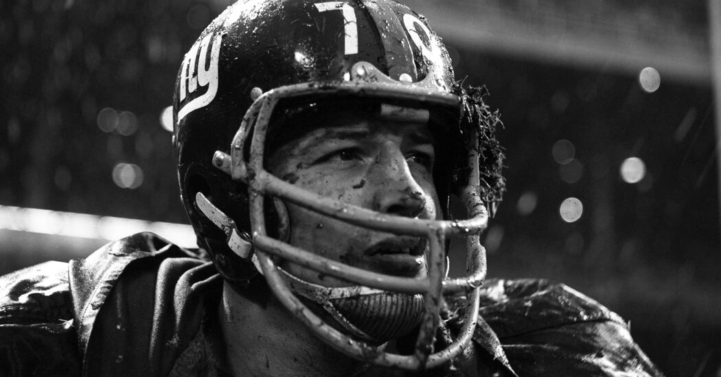 Sam Huff, Fearsome Hall of Fame Linebacker, Dies at 87