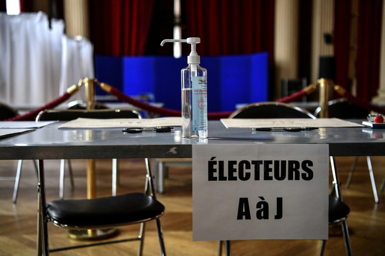 Macron braces for setback in French local polls » Capital News