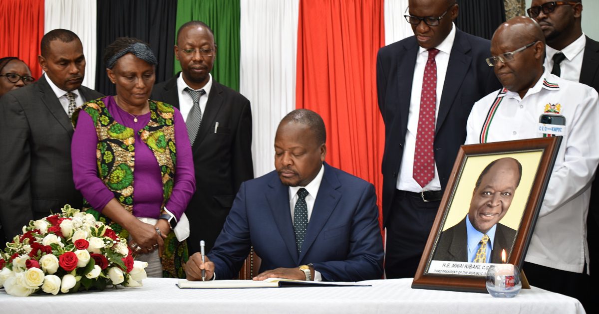 Health CS leads former ministry officials in signing condolence book – Kenya News Agency