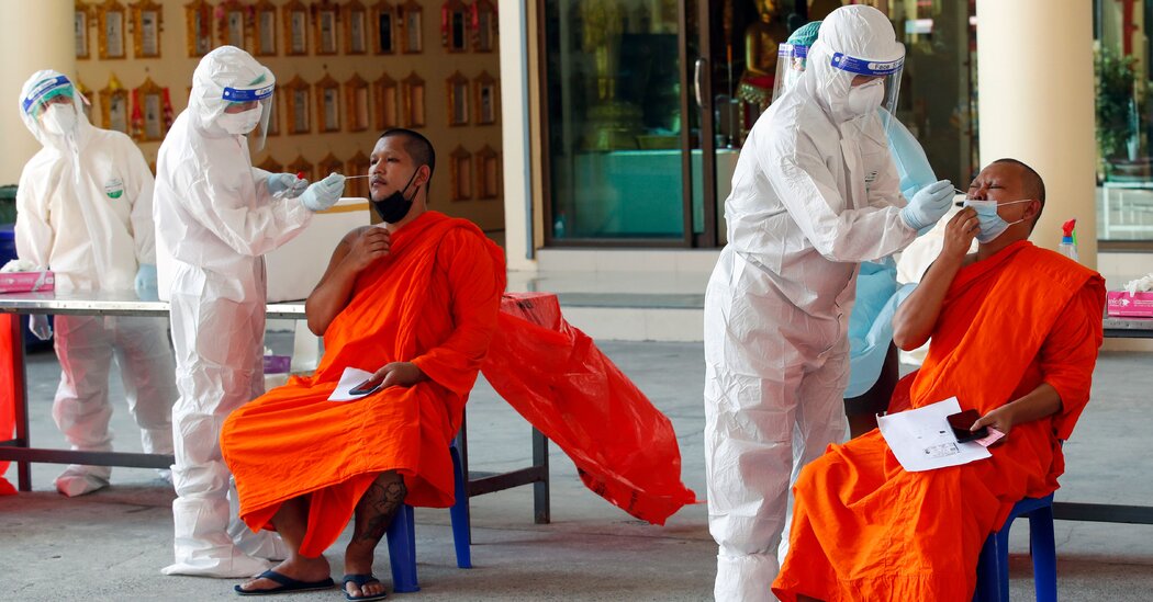 Covid-19: Global Cases Fall but the Virus Is Surging in Countries That Lack Vaccines